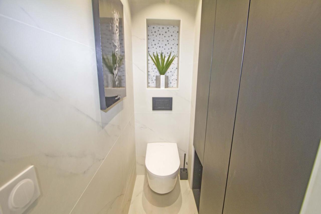 Apartament Luxury Garden Jacuzzi Promenade Nicea Zewnętrze zdjęcie